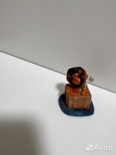 Статуэтка ангел, Лев из Мадагаскара и другие