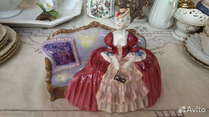 Винтаж: Старинная фигурка Royal Doulton