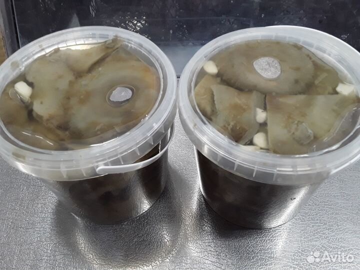 Грибы грузди соленые бочковые