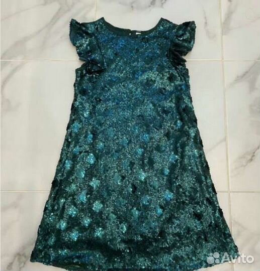 Платье праздничное на девочку 140