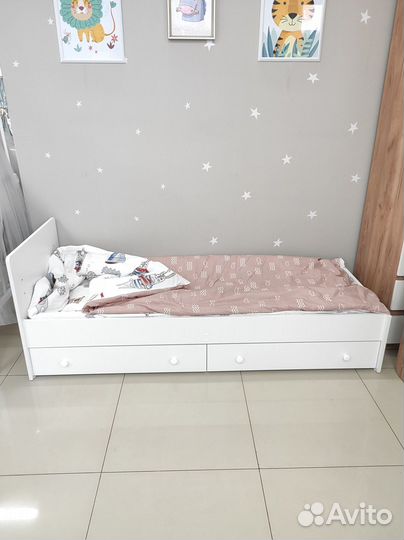 Детская кровать-качалка