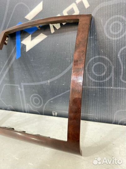 Декоративная накладка салона Volkswagen Touareg 7L