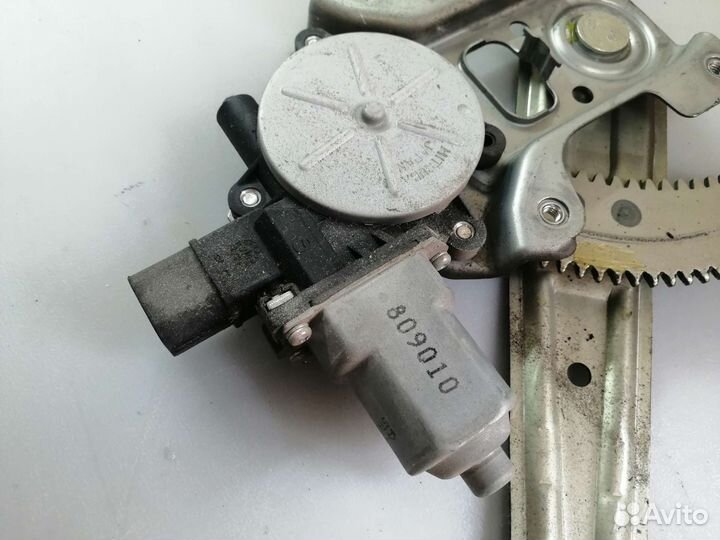 Моторчик стеклоподъемника пр Mitsubishi Lancer X