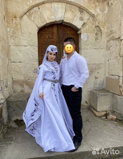 Национальное свадебное платье