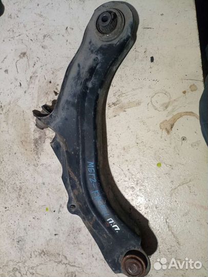 Рычаг передний правый Renault Megan 2