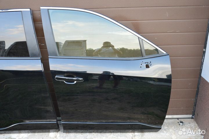 Toyota Rav 4 XA50 Дверь передняя задняя правая