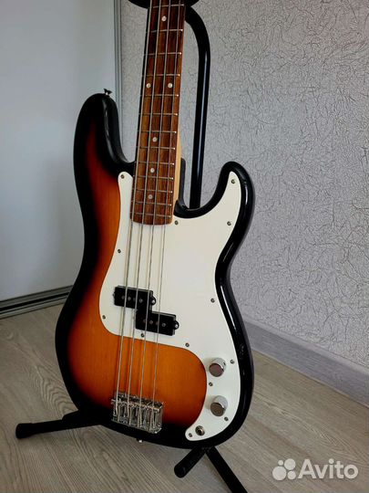 Бас гитара Squier P Bass Affinity