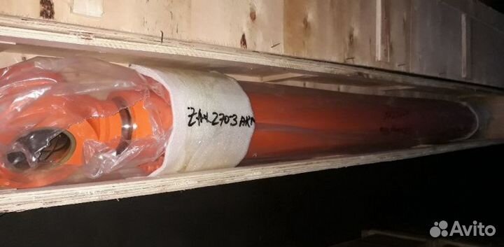 Гидроцилиндр рукояти для Hitachi ZX270-3