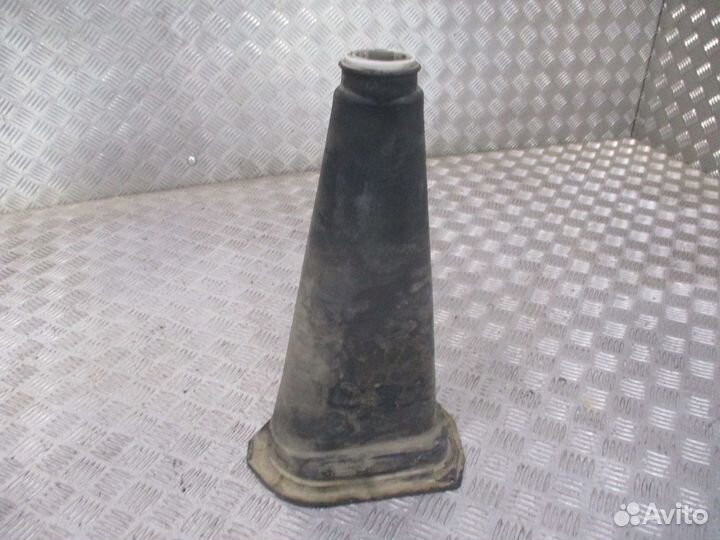 Кожух рулевой колонки Scania 1376709