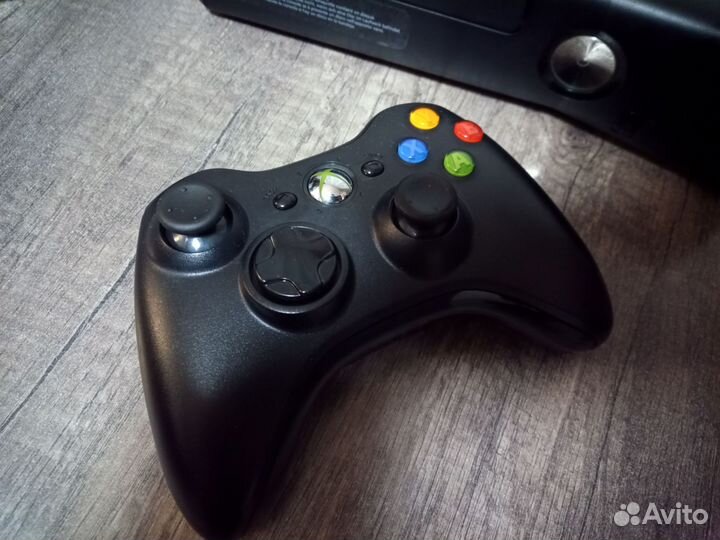 Xbox 360 Слим прошитый