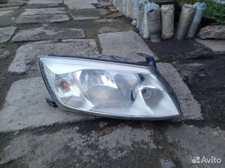 Фара правая LADA granta