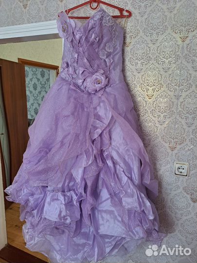 Вечернее платье