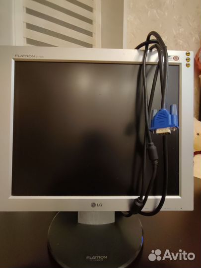 Монитор LG flatron L1730S