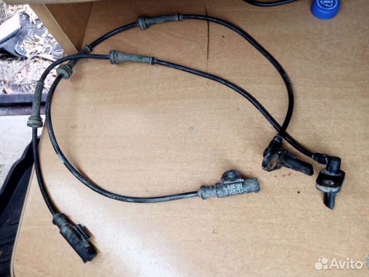 Датчик абс Ниссан ноут Е 11