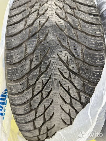 Nokian Tyres Hakkapeliitta R3 SUV 285/45 R21 113T