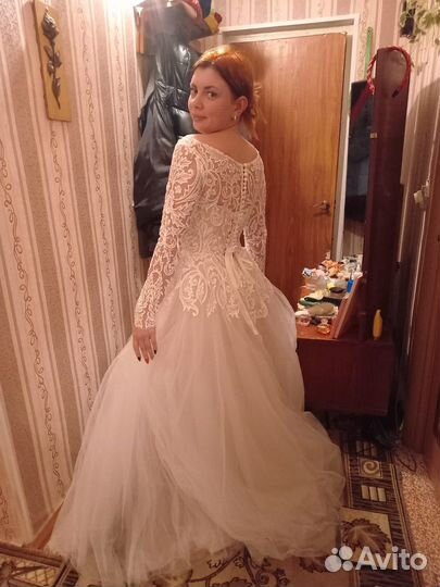 Платье свадебное