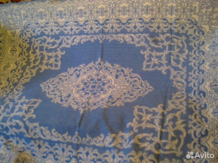 Жаккардовое голубое одеяло советское
