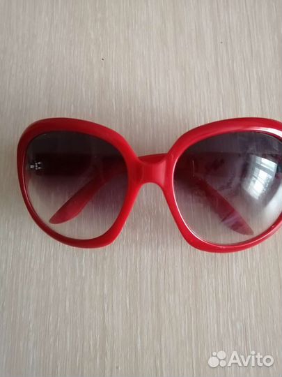 Солнцезащитные очки женские