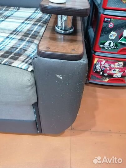 Угловой диван