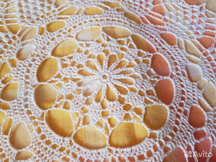 Салфетка Белая вязанная 35см. Декор дома интерьера
