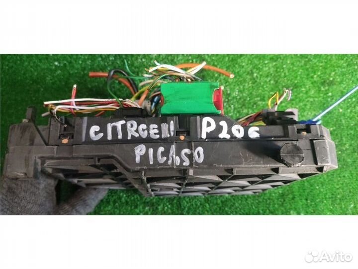 Блок предохранителей Citroen Xsara Picasso 1.6