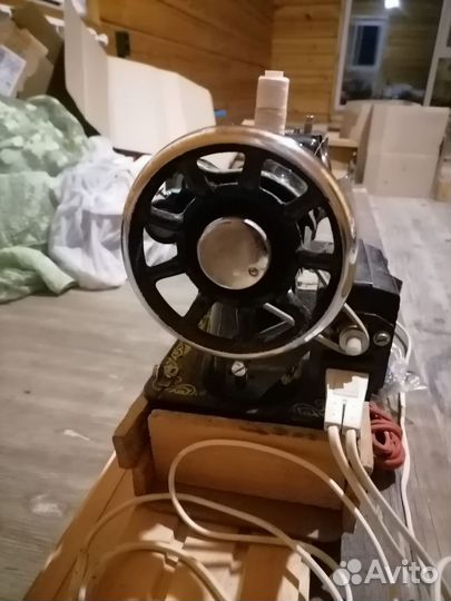 Швейная машина бу