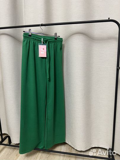 Широкие штаны женские