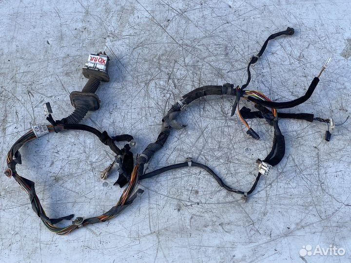 Проводка двери передняя правая Hyundai Elantra XD