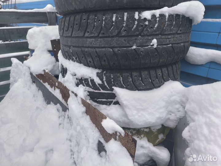 Bridgestone Ice Cruiser 7000 255/65 R17