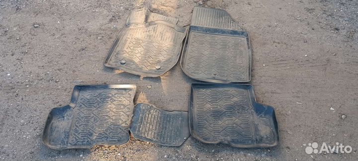 Коврики ларгус