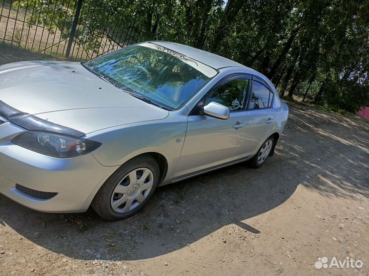 Mazda Axela, 2005