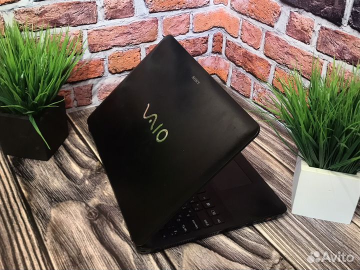 Игровой ноутбук Sony Core i5/2 Видеокарты