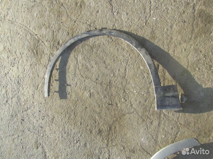 Накладка переднего крыла левого Audi Q7 (4M) 2015