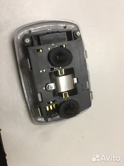 Плафон внутреннего освещения (Hyundai Santa Fe)