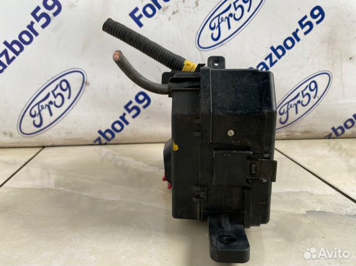 Блок предохранителей подкапотный Hyundai Tucson JM