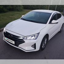 Hyundai Elantra 2.0 AT, 2019, 92 000 км, с пробегом, цена 1 620 000 руб.