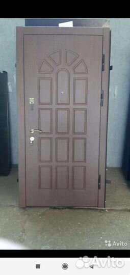 Дверь входная