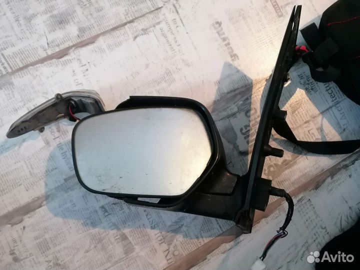 Зеркало внешнее левое мицубиси грандис