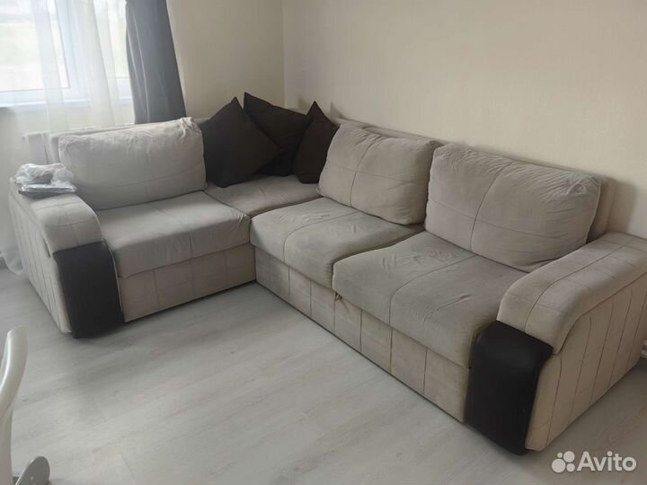 Угловой диван