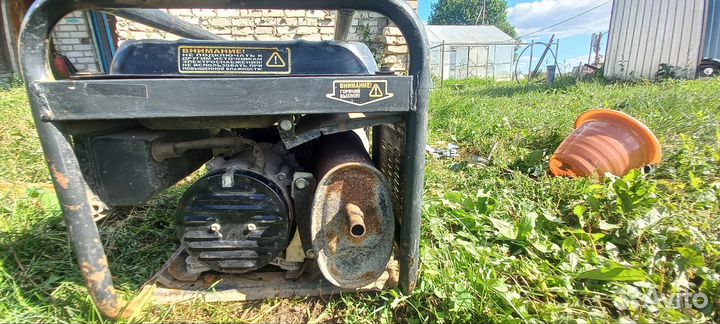 Генератор бензиновый бу Hunter DY2500