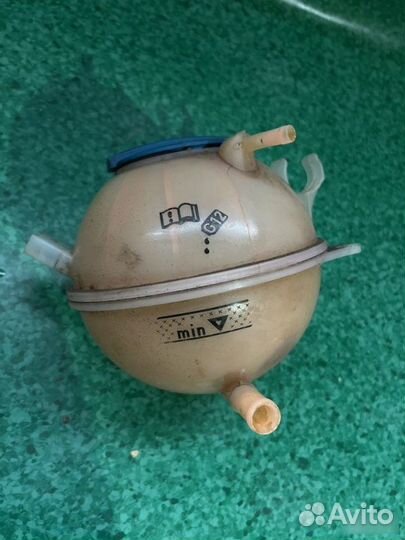 Расширительный бачок Volkswagen Jetta 5