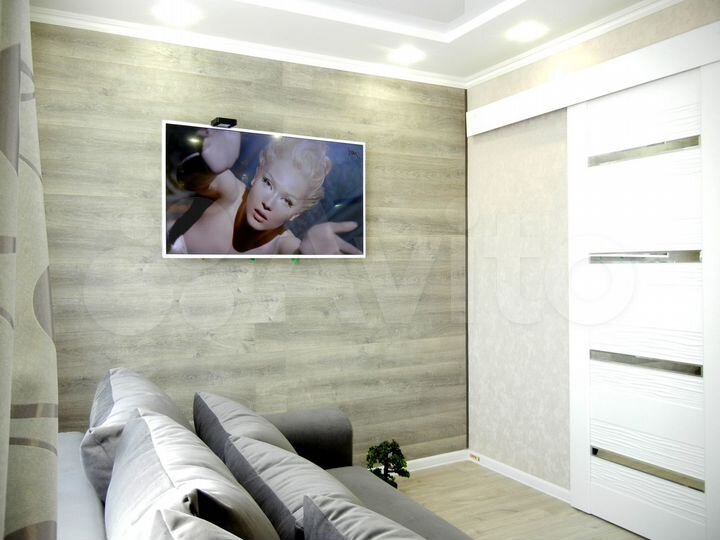 2-к. квартира, 42 м², 8/10 эт.