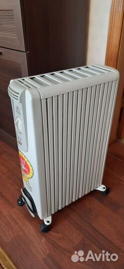 Масляный обогреватель DeLonghi