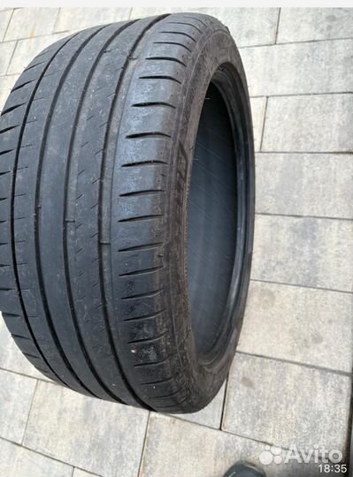 Michelin Pilot Sport 4 245/40 R18