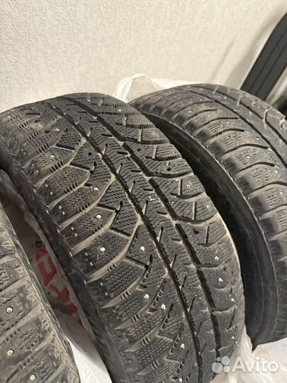 Bridgestone WeatherPeak 205/55 R16