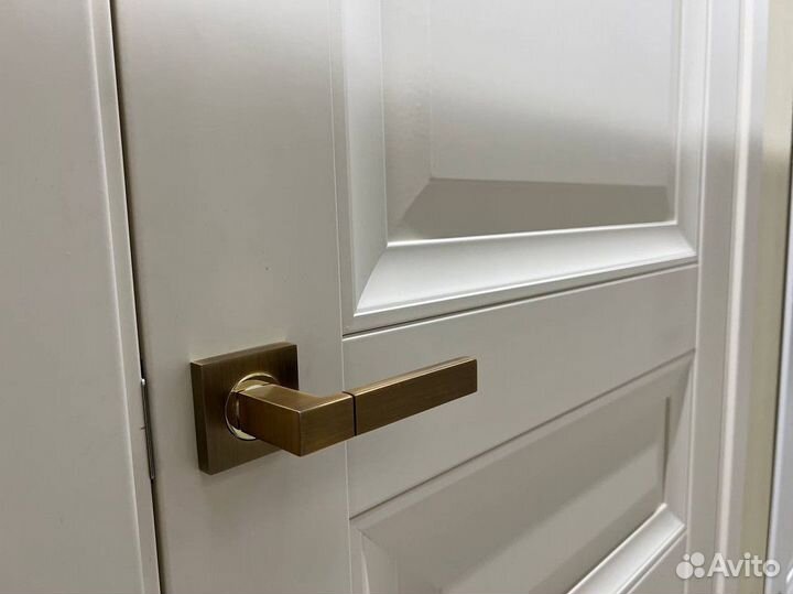 Дверь межкомнатная не бу Ампир В2