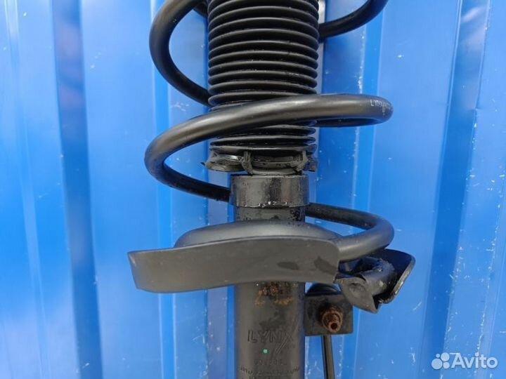 Амортизатор передний левый Ford Focus 1.4 asdb