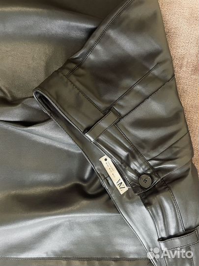 Брюки zara кожаные утепленные осень-зима 46-48 р-р