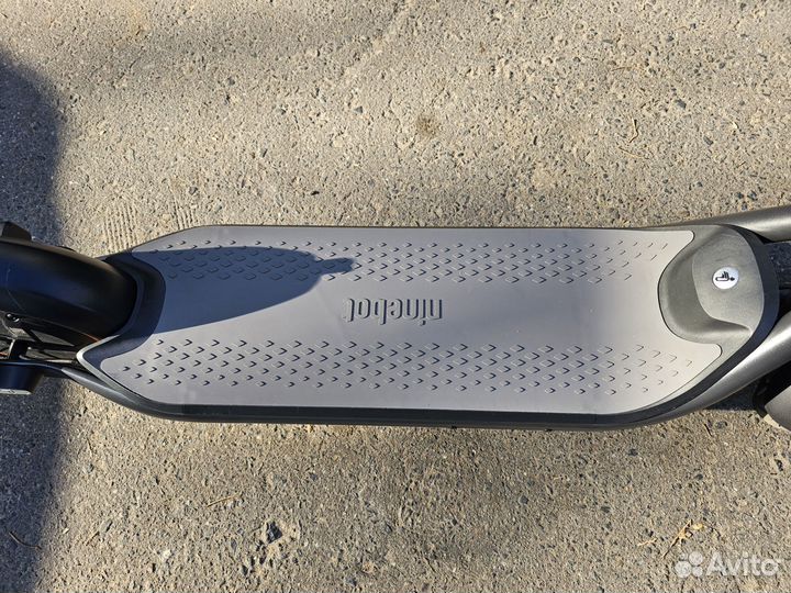 Электросамокат Ninebot KickScooter F65U