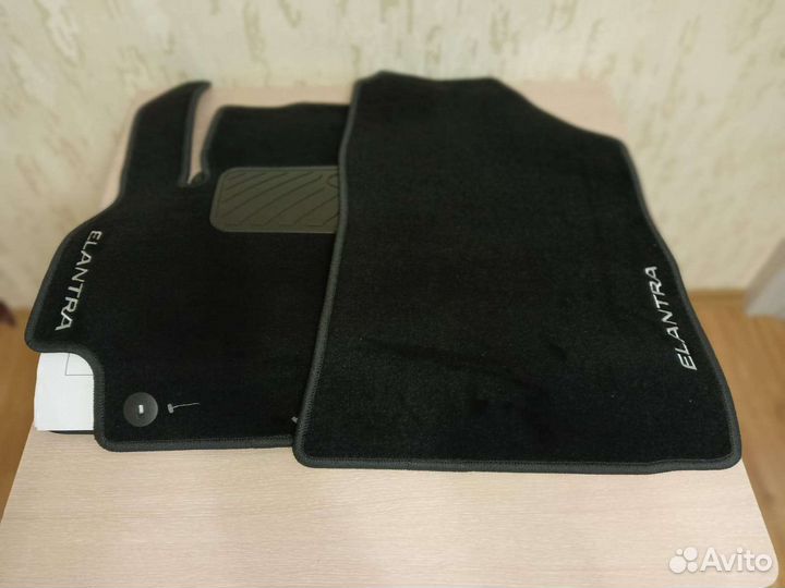 Оригинальные ковры Hyundai Elantra